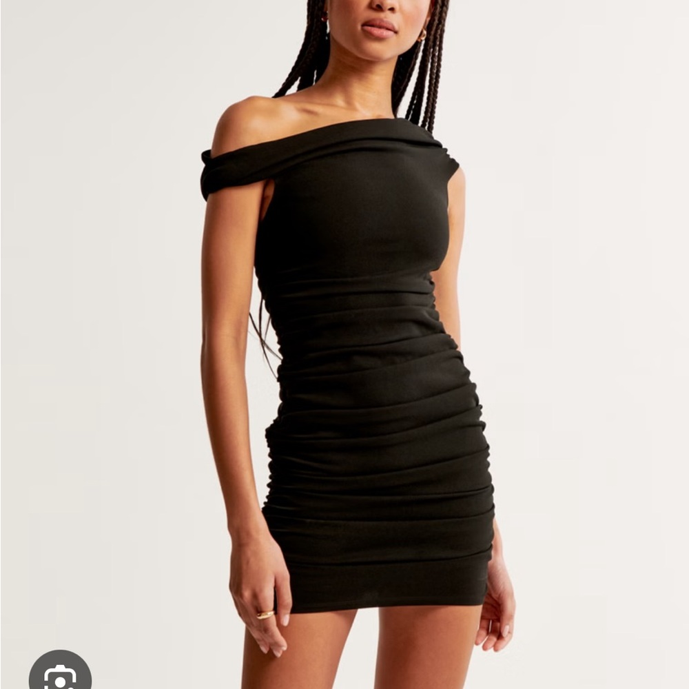 Abercrombie & Fitch Black Ruched Off-Shoulder Mini Dress